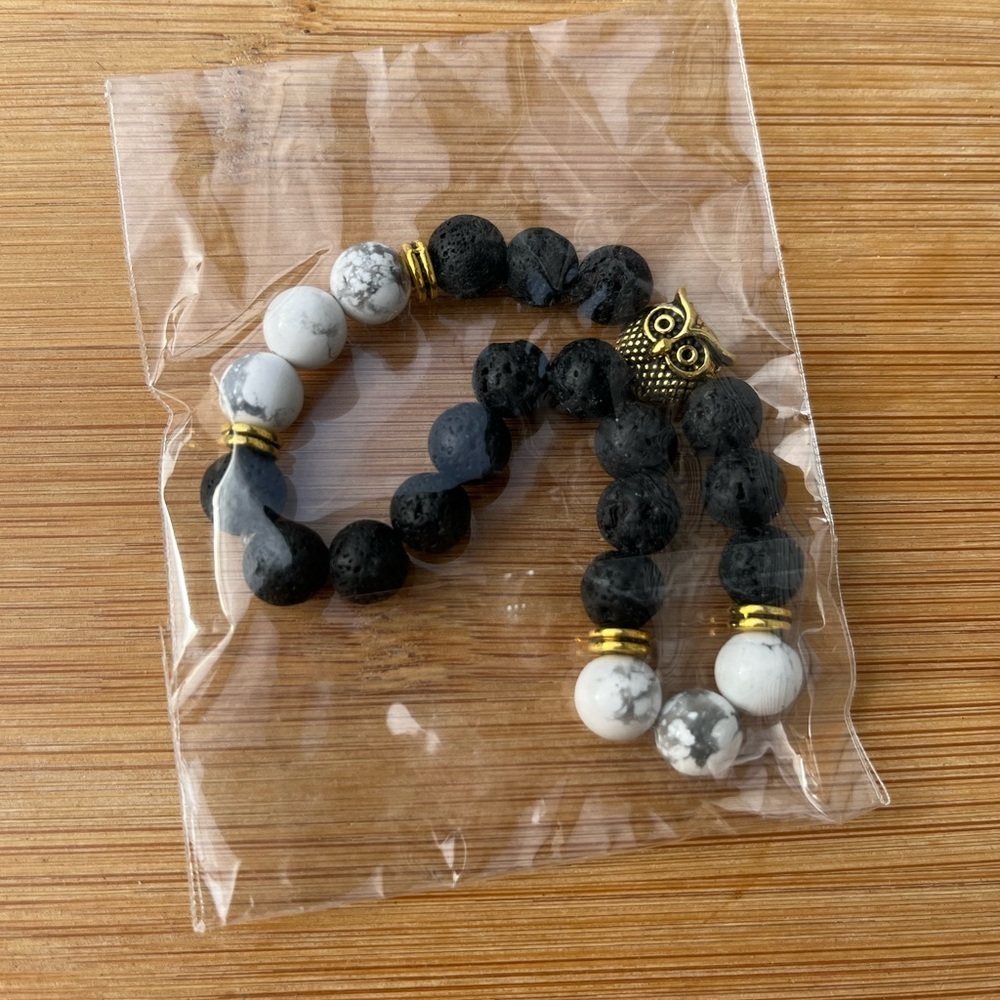 Black Lava Stone Natural White Howlite Owl Charm Bracelet - Picture 10 of 12